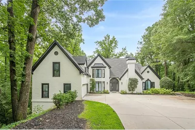 700 S Brighton Court NW, Atlanta, GA 30327 - Photo 5