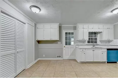 759 Springwood Drive NW, Lilburn, GA 30047 - Photo 9