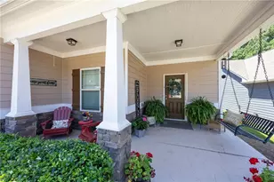 429 Hawthorne Ridge Cir, Dallas, GA 30132 - Photo 3