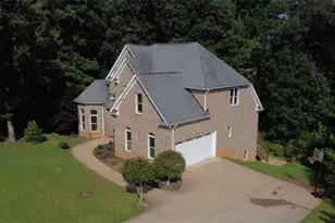 318 Waterford Cir, Cornelia, GA 30531 - Photo 5
