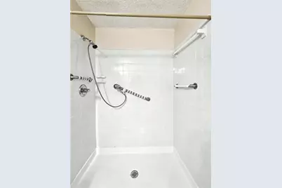1800 Clairmont Lake #A204, Decatur, GA 30033 - Photo 23