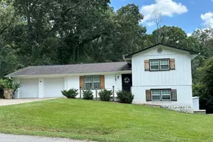2335 Donnie Lee Dr, Gainesville, GA 30506 - Photo 1