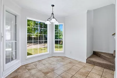 640 Suwanee Lakes Circle, Suwanee, GA 30024 - Photo 11