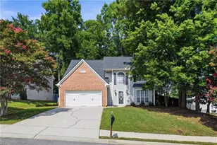 640 Suwanee Lakes Circle, Suwanee, GA 30024 - Photo 1
