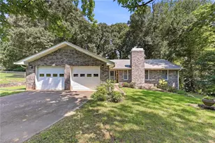 2994 Glen Haven Dr, Gainesville, GA 30504 - Photo 1