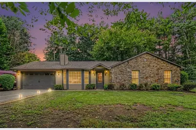 2713 Post Oak Drive, Marietta, GA 30062 - Photo 3