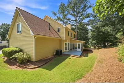 1893 Fairpointe Trace, Stone Mountain, GA 30088 - Photo 57