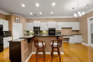1606 Lexington Dr, Roswell, GA 30075 - Photo 15