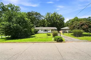 1960 Frank Ln SE, Marietta, GA 30060 - Photo 29