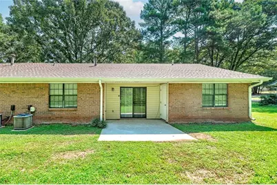 355 Santa Fe Trail, Ellenwood, GA 30294 - Photo 5