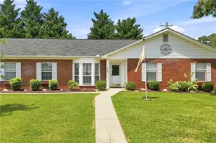 324 S Main St, Jasper, GA 30143 - Photo 1