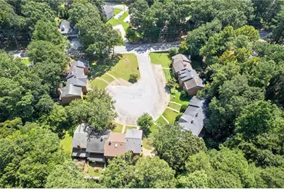 5278 Oakridge Drive, Stone Mountain, GA 30083 - Photo 37