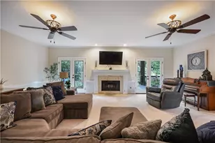 612 Trailwood Ln SW, Marietta, GA 30064 - Photo 11