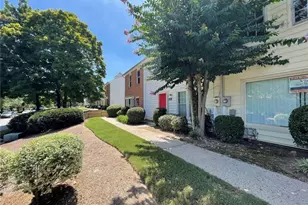 213 High Creek Dr, Roswell, GA 30076 - Photo 5