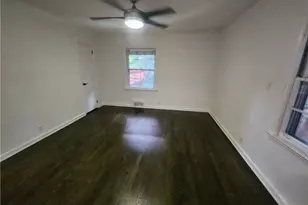 2348 Clairmont Road NE, Atlanta, GA 30329 - Photo 17