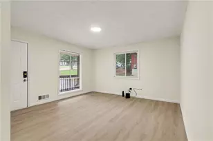 6186 Green Acres Dr SW, Covington, GA 30014 - Photo 5