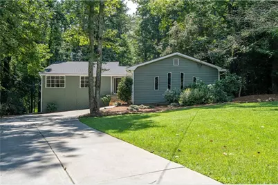 3882 Centre Court, Peachtree Corners, GA 30092 - Photo 5