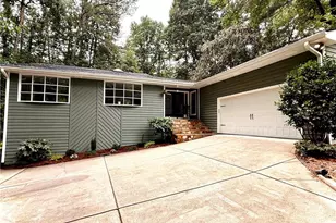 3882 Centre Ct, Peachtree Corners, GA 30092 - Photo 3