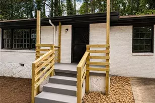 1821 Sandringham Dr SW, Atlanta, GA 30311 - Photo 3