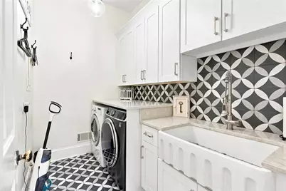 7560 Bridgegate Court, Sandy Springs, GA 30350 - Photo 61