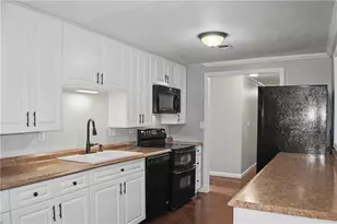 4189 Hopkins Lake Dr, Duluth, GA 30096 - Photo 11