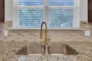 2662 Stonekey Bend, Lithonia, GA 30058 - Photo 13