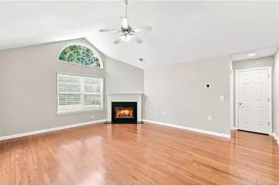3204 Village Lane, Roswell, GA 30075 - Photo 5