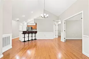 3204 Village Ln, Roswell, GA 30075 - Photo 13