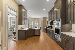1377 Village Park Dr NE, Atlanta, GA 30319 - Photo 17