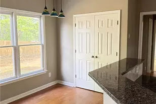 1064 Spanish Moss Ct, Lawrenceville, GA 30045 - Photo 7
