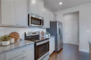 527 Collier Mls Rd, Lawrenceville, GA 30045 - Photo 7