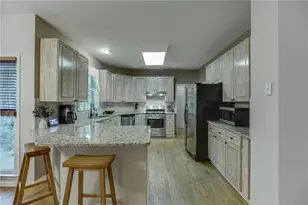 651 Sweetfern Ln, Sugar Hill, GA 30518 - Photo 5