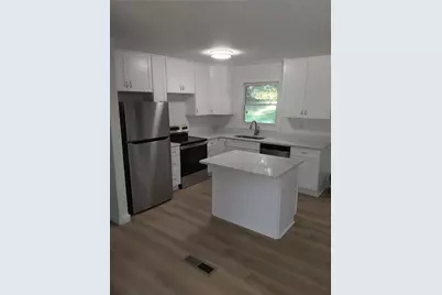 6125 Cedar Wood Drive, Atlanta, GA 30349 - Photo 9