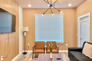 525 Parkway Dr NE, Atlanta, GA 30308 - Photo 9