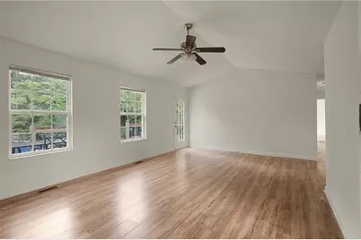 100 Walraven Way SE, Calhoun, GA 30701 - Photo 7