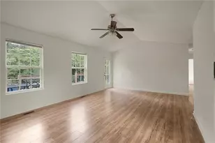 100 Walraven Way SE, Calhoun, GA 30701 - Photo 7