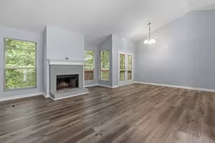 2262 Cobb Creek Dr, Decatur, GA 30032 - Photo 3