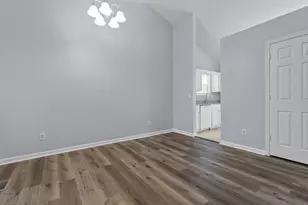 2262 Cobb Creek Dr, Decatur, GA 30032 - Photo 5