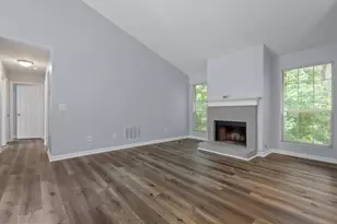 2262 Cobb Creek Dr, Decatur, GA 30032 - Photo 9