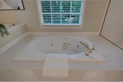 4075 Graham Way SW, Lilburn, GA 30047 - Photo 47