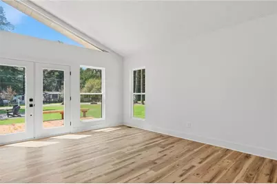 400 Cottonwood Drive, Woodstock, GA 30189 - Photo 11