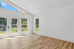 400 Cottonwood Dr, Woodstock, GA 30189 - Photo 11