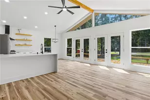 400 Cottonwood Dr, Woodstock, GA 30189 - Photo 3