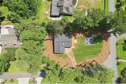 400 Cottonwood Drive, Woodstock, GA 30189 - Photo 5