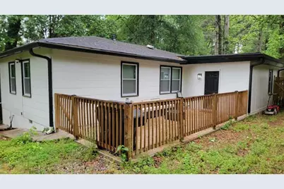 3132 Forrest Hills Drive, Hapeville, GA 30354 - Photo 17