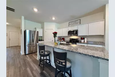 240 Hyde Park, Winder, GA 30680 - Photo 9