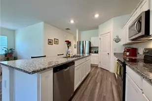 240 Hyde Pk, Winder, GA 30680 - Photo 5