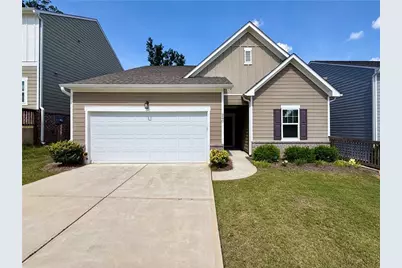 240 Hyde Park, Winder, GA 30680 - Photo 1