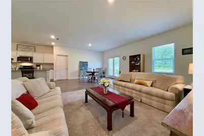 240 Hyde Park, Winder, GA 30680 - Photo 17