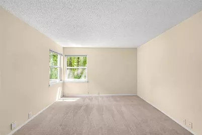 14 Dunwoody Springs Drive, Sandy Springs, GA 30328 - Photo 13